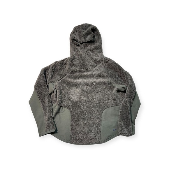 Nike Women’s Sherpa Therma Fleece Training Hoodie in Olive Canvas - Picture 6 of 6